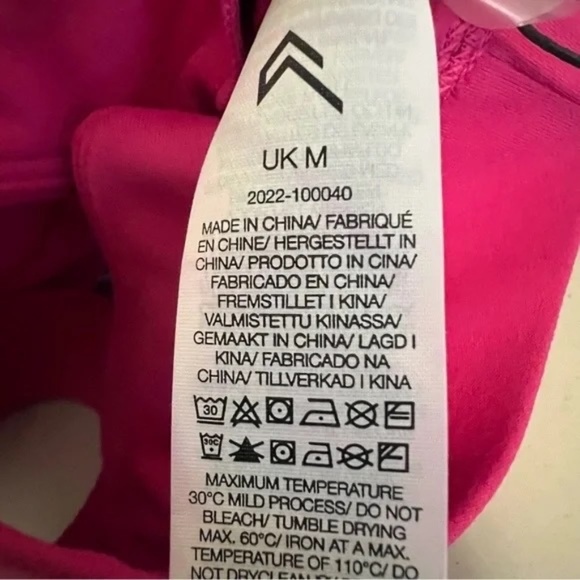 Oner Active Medium TIMELESS SQUARE NECK BRALETTE - Picture 8 of 9